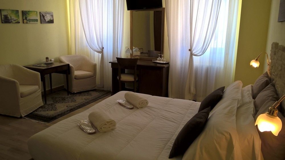 Hotel Villa Delle Ortensie Sant'Omobono Imagna Exterior foto